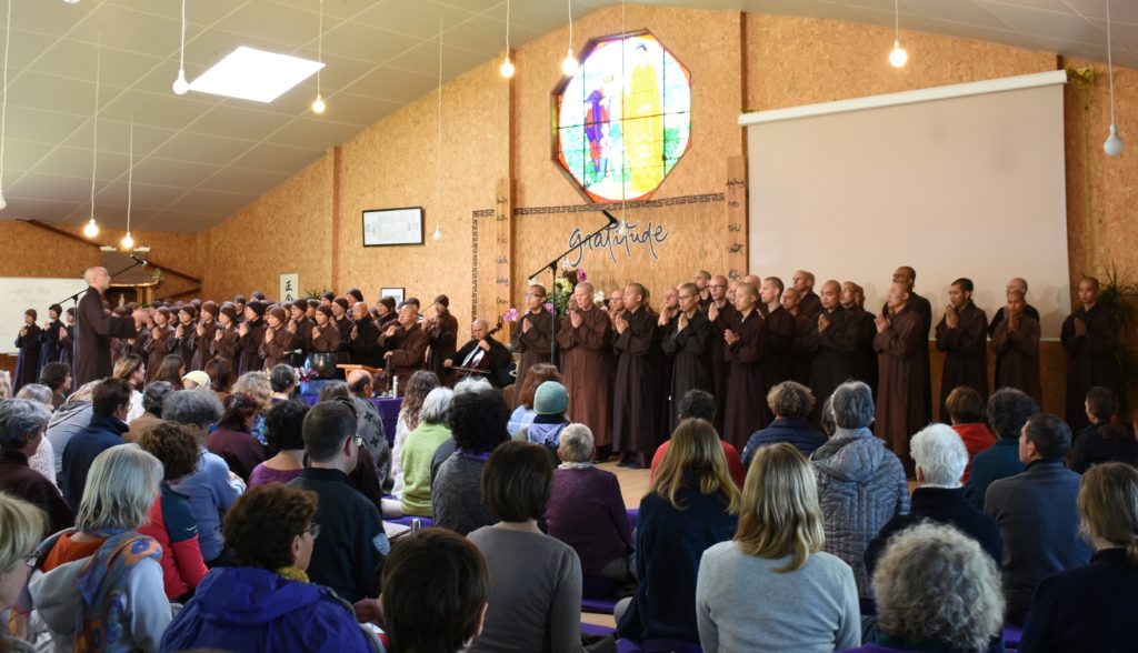 Toute la communauté a chanté le chant de la compassion